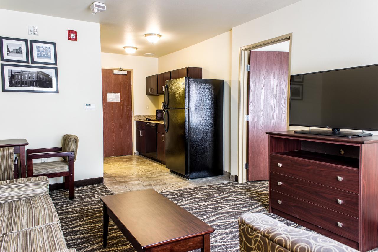 Cobblestone Hotel & Suites - Chippewa Falls Eksteriør billede