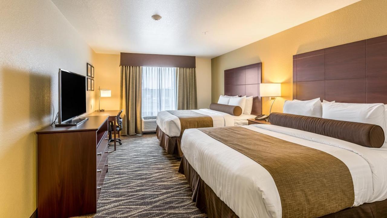 Cobblestone Hotel & Suites - Chippewa Falls Eksteriør billede